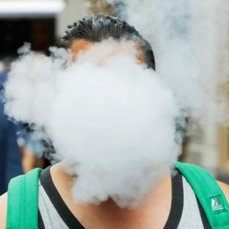 Meer dan 2 miljoen Amerikaanse tieners gebruiken e-sigaretten, een kwart van hen dagelijks, CDC en FDA vinden
